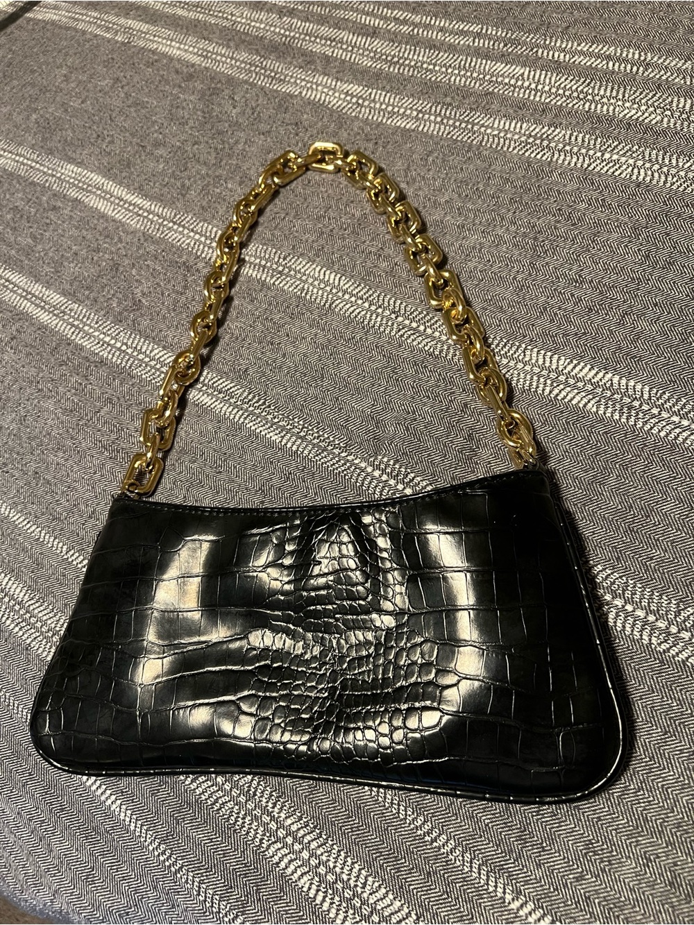 Zara Black Croc-Embossed Shoulder Bag with Gold Chain